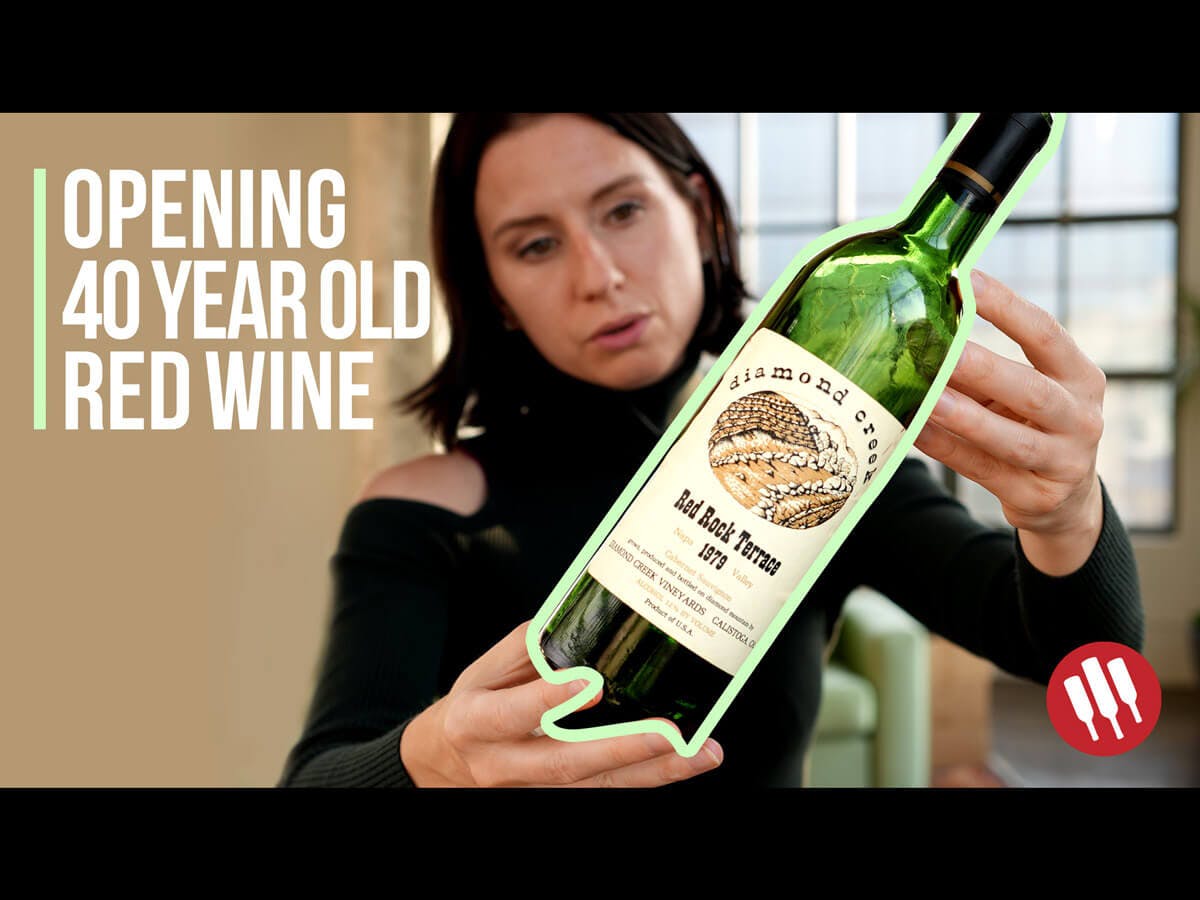 Cover Image for Opening 40-Year-Old Wine (Video)